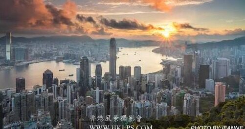 足球今天的比分-绿茵烽火今夜燃，深度解析足球今天的比分背后的故事与启示